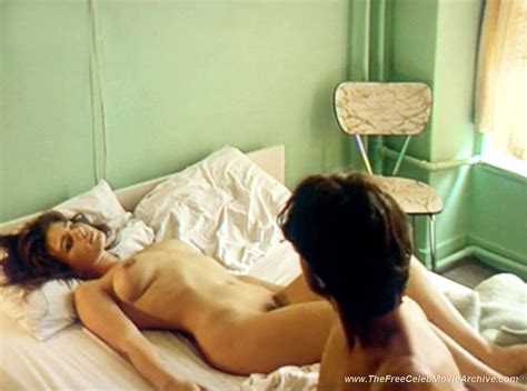 actress kim van kooten paparazzi topless shots and nude movie scenes mr skin free nude