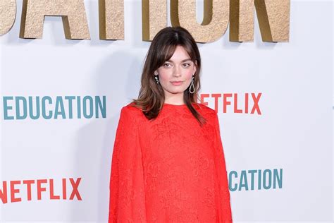 sex education 2 premiere emma mackey leads netflix show cast at series