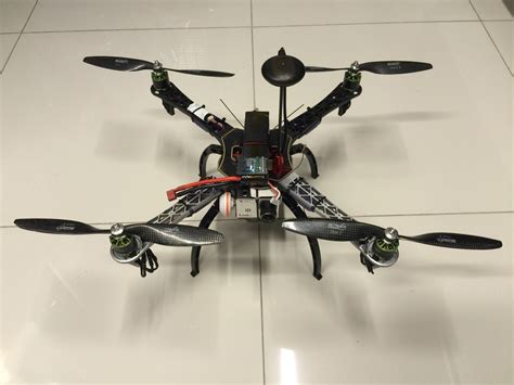 membuat drone quadcopter inilah komponen komponennya