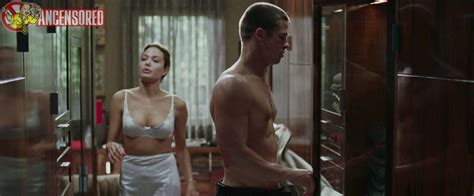 Naked Angelina Jolie In Mr And Mrs Smith