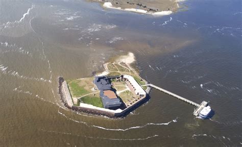 fort sumter aerial view glimpses  charleston