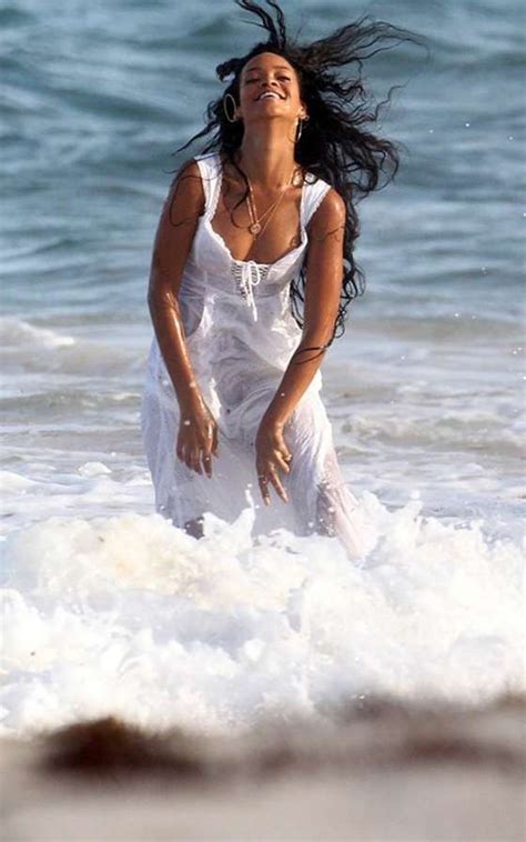 rihanna hot and wet in barbados 06 gotceleb