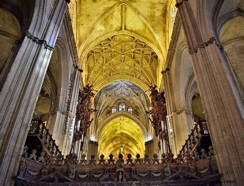 seville cathedral  awe inspiring architectural marvel