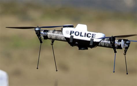 police   drones  find  chase  suspects parazero