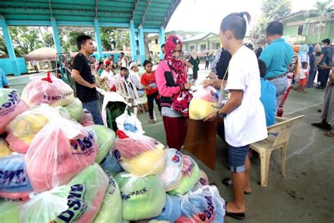 Marawi Crisis 1 Month In How People Have Sent Help And You Can Too