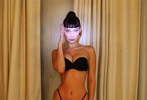 bella hadid is the queen of the thirst trap