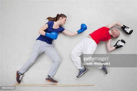 Woman Knockout Man Stock Fotos Und Bilder Getty Images