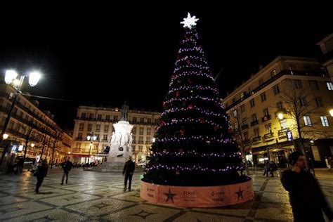 travel tips spending christmas  lisbon portugal leisure travelerstoday