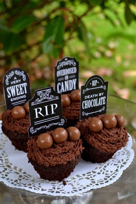 17 Spooky And Delicious Halloween Desserts And Treats