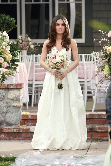 las 47 novias mejor vestidas vistas en la historia de las series de tv