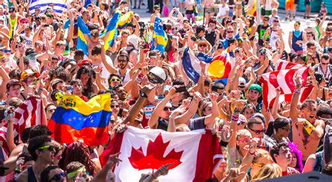 11 species of hardstyle fans you ll find front row at the mainstage