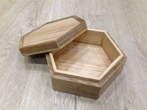hexagon wooden jewelry gift box   walnut ash  oak wood
