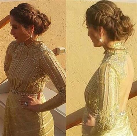 8 Gorgeous Behind The Scenes Photos From Kareena Kapoor S