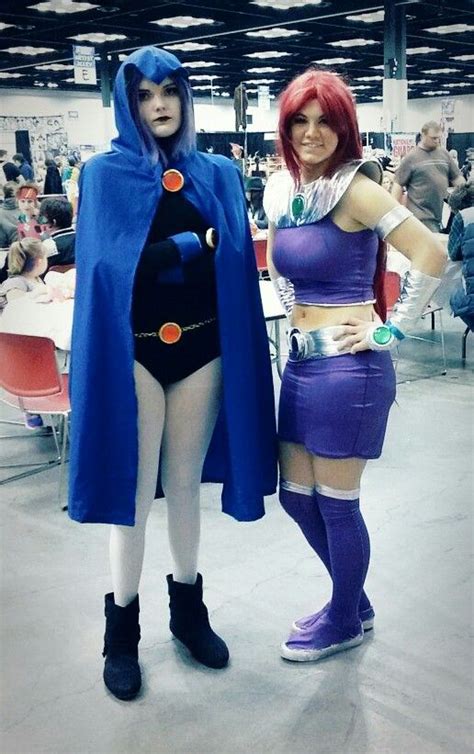 raven and starfire cosplay at indiana comic con 2015 i m raven my friend chloe is starfire