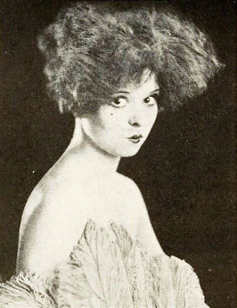 clarabows “ a rare photo of clara bow in 1924 ” feliz