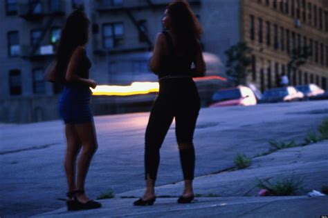 decriminalize prostitution in canada keep penalties