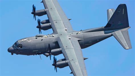 ac  gunship mysteriously flew hours worth  laps  seattle  tuesday updated