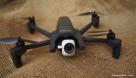 parrot aggiorna il drone anafi  vende sensefly quadricottero news