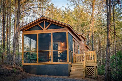 cabin rental   lake lure north carolina river cabin park model homes cabin tiny house