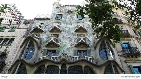 barcelona gaudi house  gaudi buildings     barcelona city wonders  gaudi