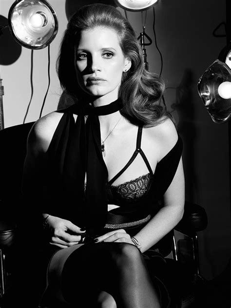 pop minute jessica chastain stockings interview photos photo 2
