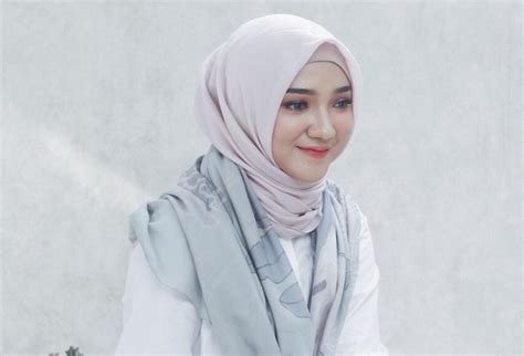 tips memilih hijab sesuai warna kulit murahmallcom