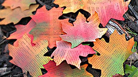 diy autumn paper leaves    paper leaves youtube
