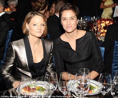 jodie foster marries girlfriend of one year alexandra hedison in secret ceremony daily mail online