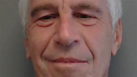 federal prosecutors want to talk to jeffrey epstein s victims now—a decade after his secret plea
