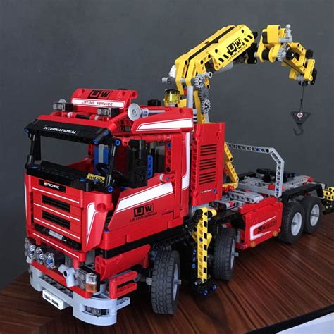 lego technic kraanwagen lego technic  truck crane truck met power jane eflete