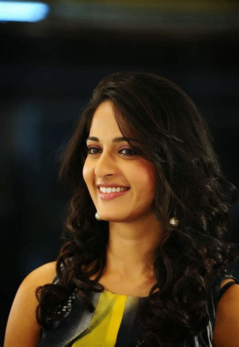 Anushka Shetty Hd Wallpaper Pictures Gallery Total Hq