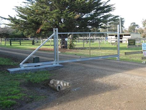 rural sliding gate kit solar fence  gate supplies
