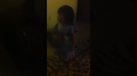 Hmong Girl Shaking Her Booty Youtube