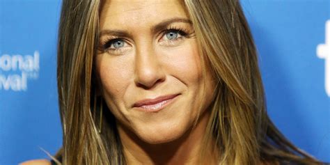 Jennifer Aniston Says Going Without Makeup In Cake Was