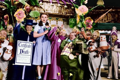 Wizard Of Oz Munchkins Didn T Just Grope Judy Garland