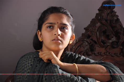 sanusha actress photos stills images pictures and hot pics photo 90507