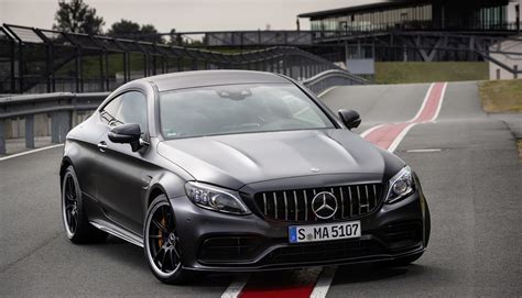 mercedes amg  class coupe race start  highly dynamic driving theautoeu