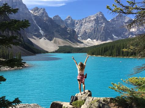 top  canadian national parks  visit  backpacking