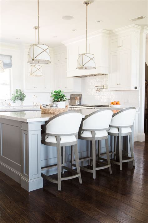 ideas  gray stools  kitchen island