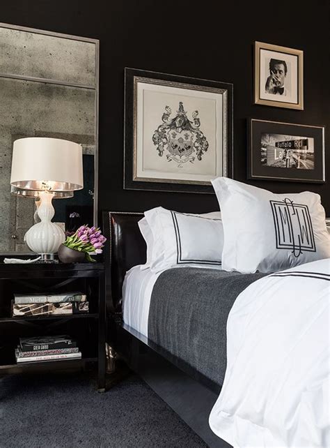 timeless black  white bedrooms     stand