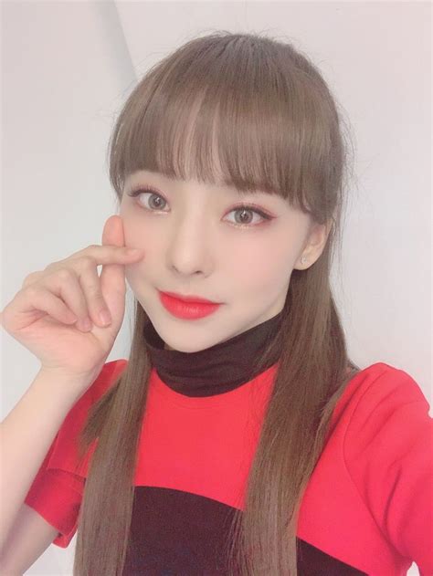 이달의 소녀 LooΠΔ On Twitter Vivi Kpop Girls Kpop Girl Groups