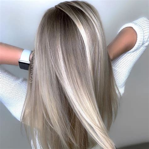 female long hairstyle  color trend women long hair color