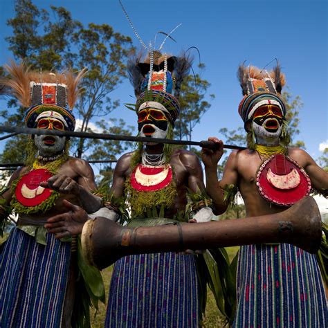 Highland Tribe Papua New Guinea Every Year At Mount