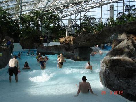 waves   minutes   main pool picture  center parcs whinfell forest penrith