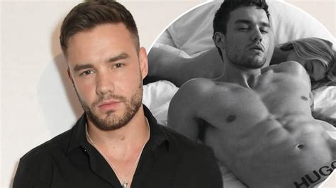 Liam Payne And Stella Maxwell Roll Around Naked For