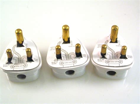 pms uk mains   pin plug   rated  pieces om rich electronics