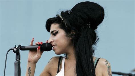 Shocking Things We Learned About Amy Winehouse After Her Death