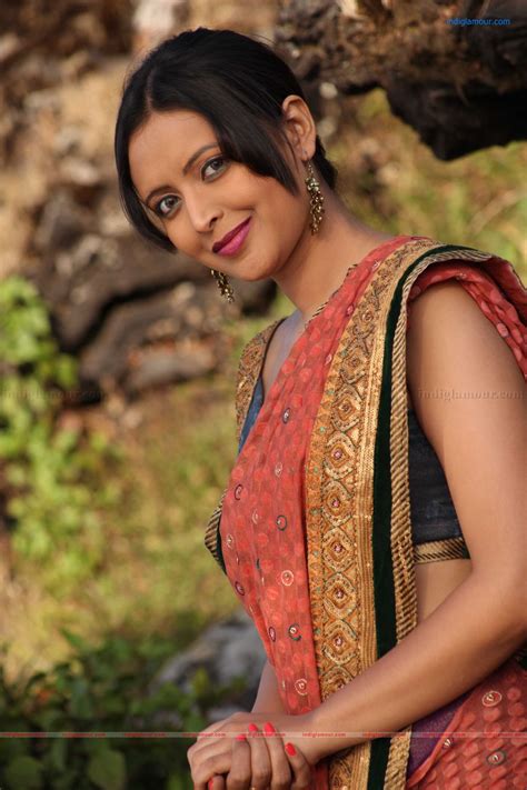 Rekha Actress Photos Images Pics And Stills 4890 0