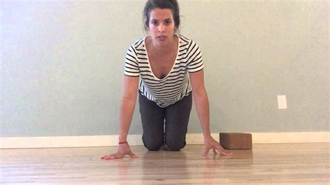 How To Yoga Toe Pose Toe Squat Youtube