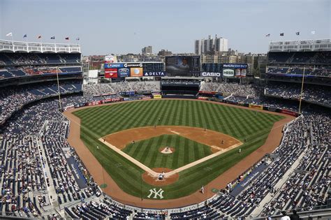 cost  attend   york yankees game